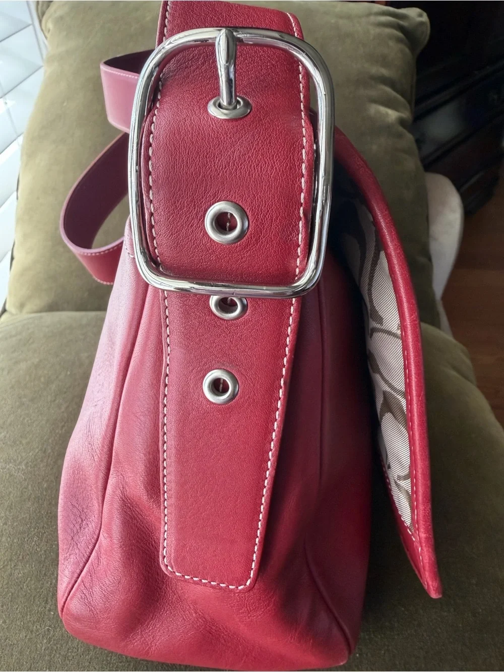 Coach smooth red